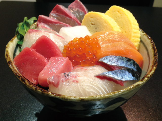 谷久主海船鮮司丼(すせんじ海鮮丼)